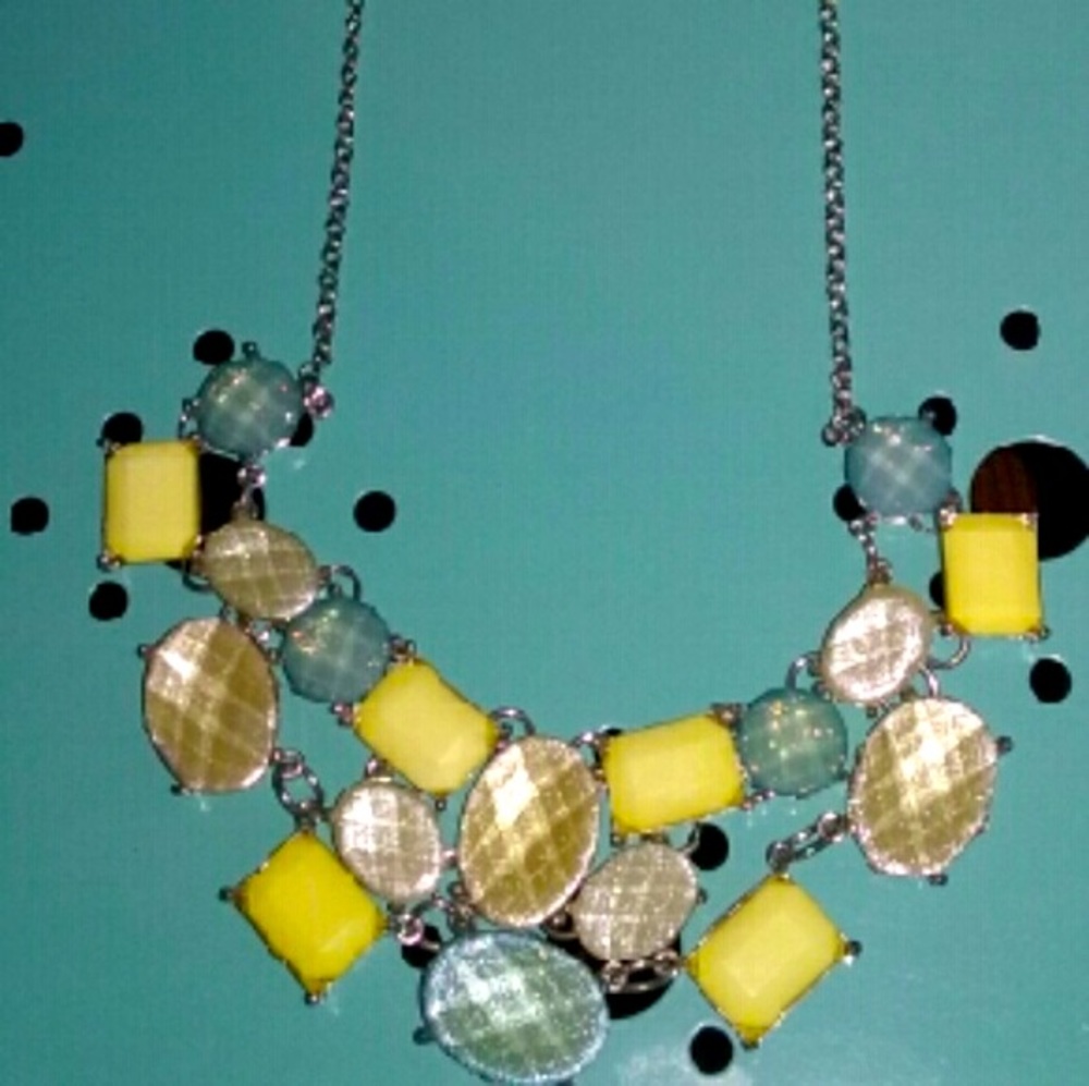 NWOT NY&C Blue and yellow stone necklace